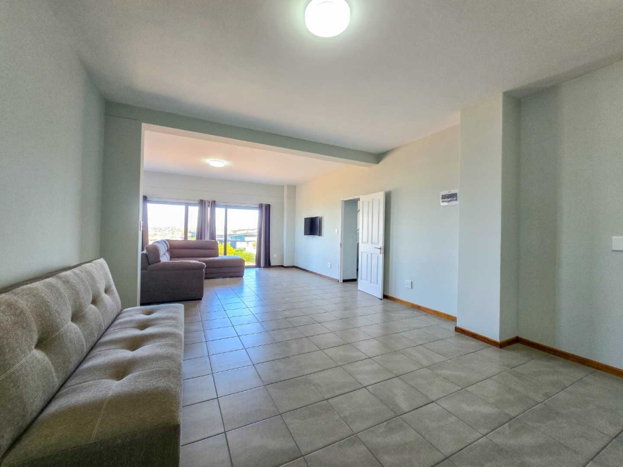 5 Bedroom Property for Sale in Stilbaai Oos Western Cape